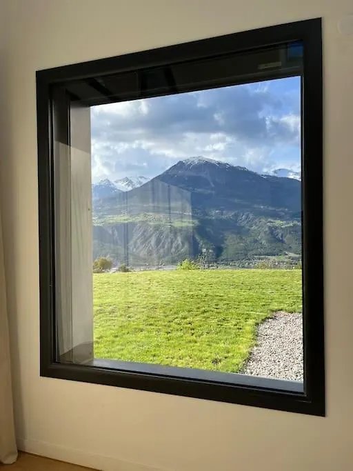 Maison Moderne Avec Vue Imprenable - 5Min Du Lac Crots 0*,