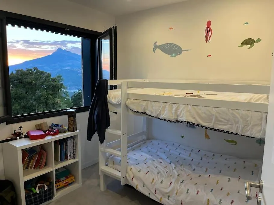 Maison Moderne Avec Vue Imprenable - 5Min Du Lac Crots 0*,