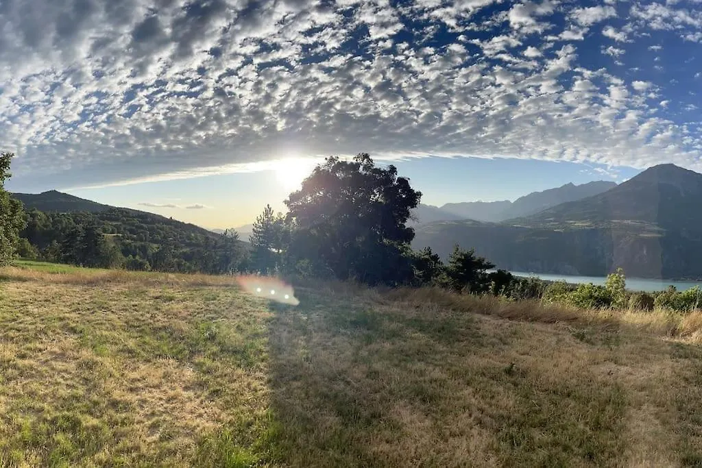 Maison Moderne Avec Vue Imprenable - 5Min Du Lac Crots France